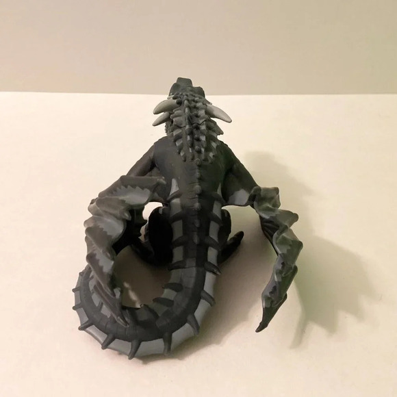 2018 Game of Thrones Wight Viserion 6 Inch Long Titans  Vinyl Dragon Figure - Picture 5 of 16